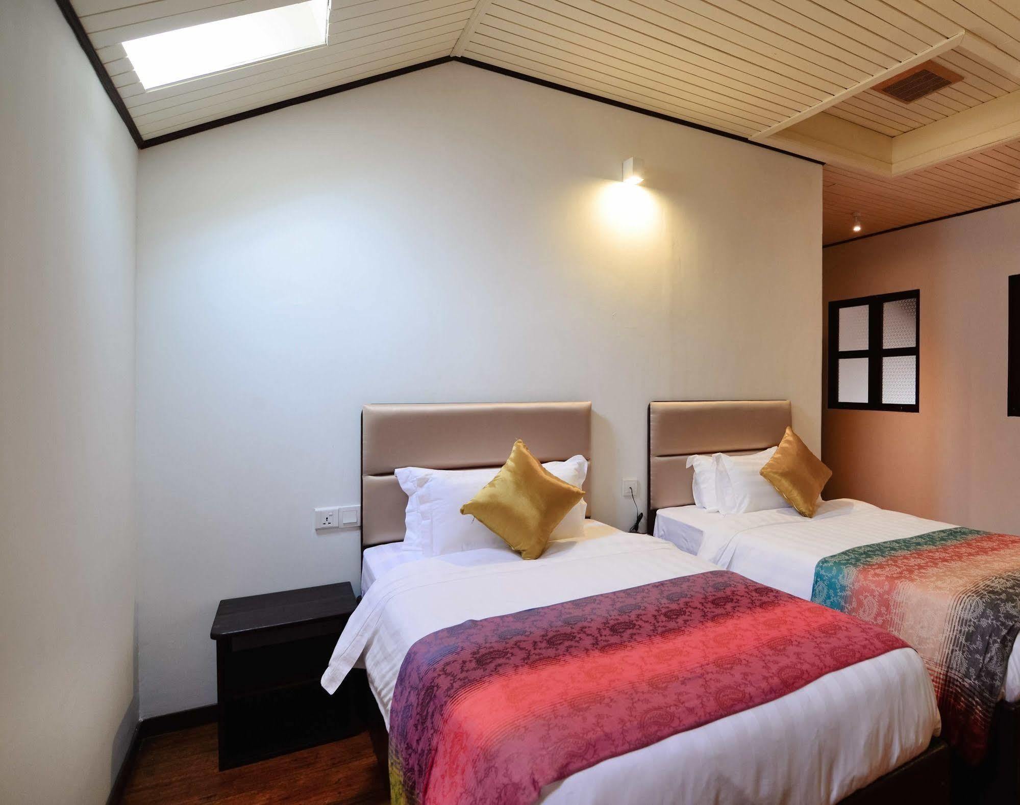 איפוה Sarang Paloh Heritage Stay מראה חיצוני תמונה